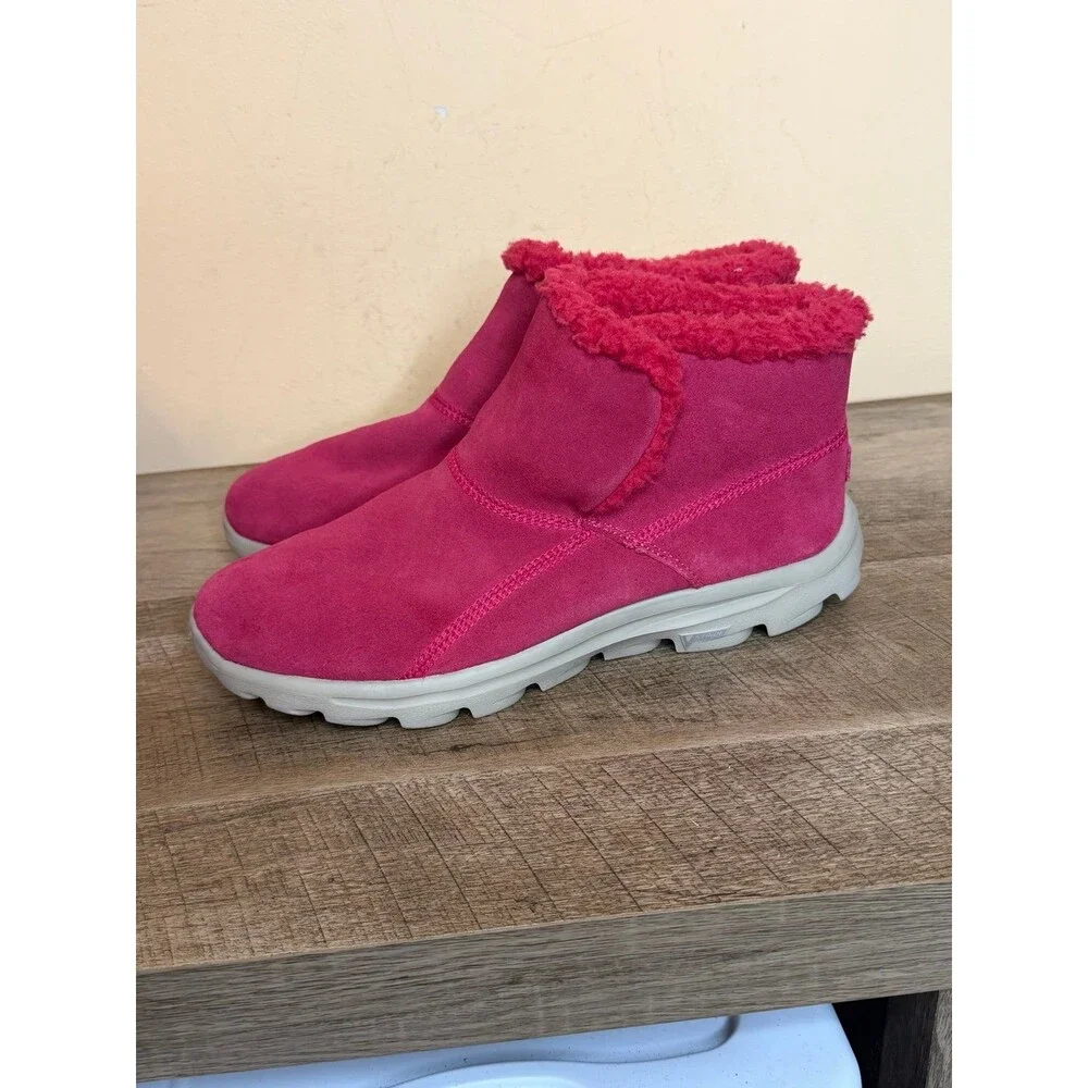 Skechers On-the-GO Joy ankle boots size 9.5 shoes